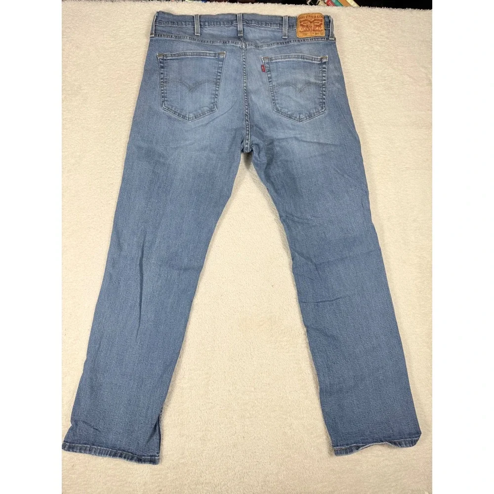 Levis 559 Relaxed Straight Jeans Mens 38x32 Light Wash Blue Good Denim Pants